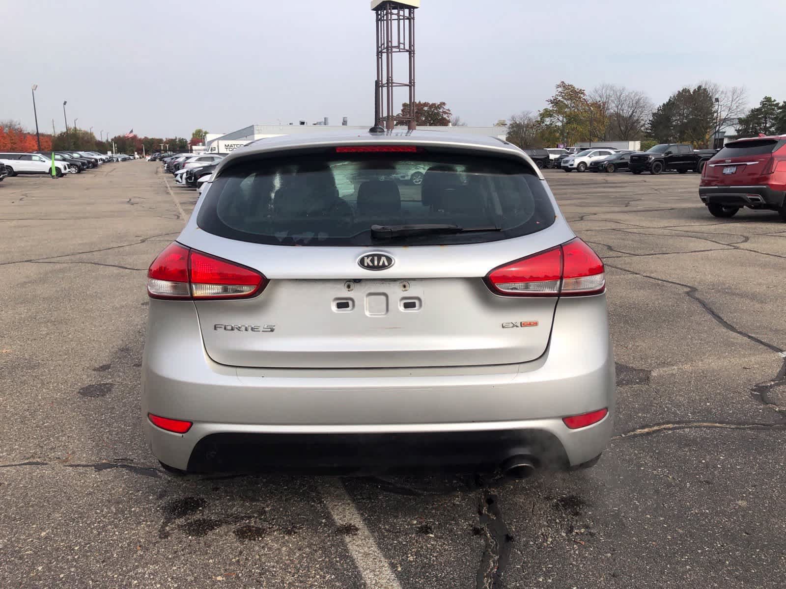 Used 2014 Kia Forte EX w/ EX Premium Package FWD image 4