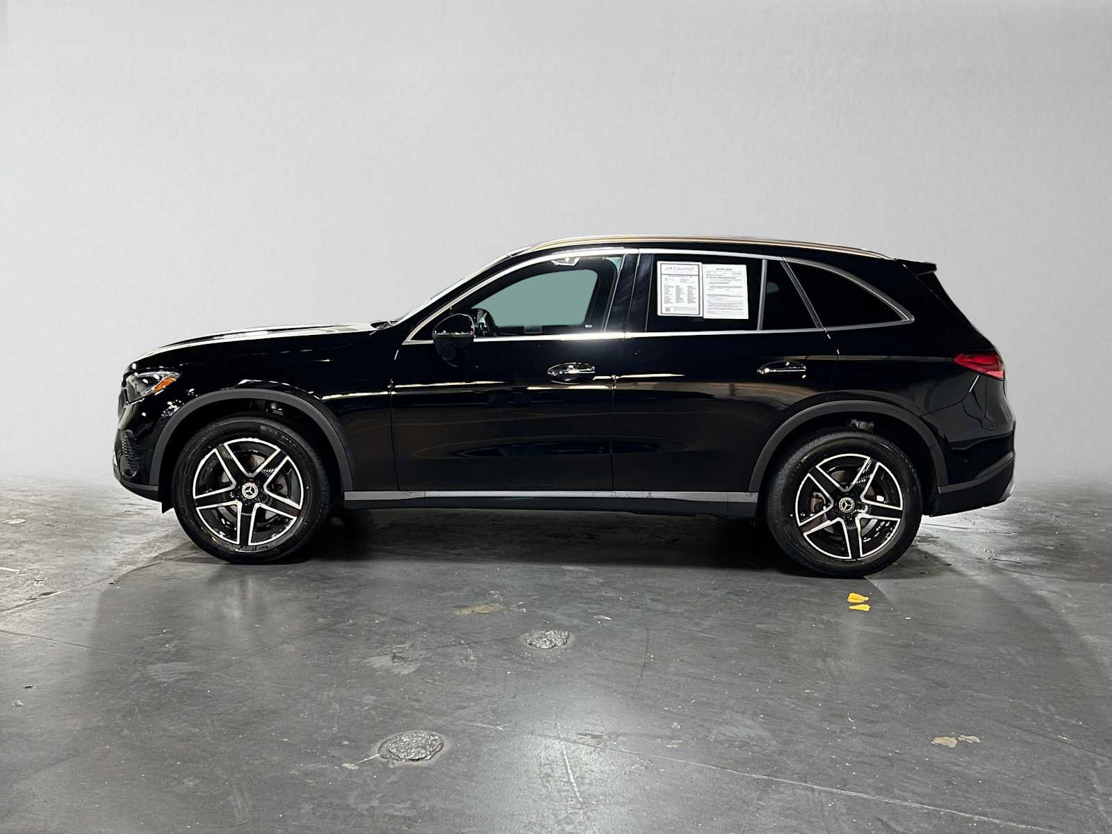 Certified 2026 Mercedes-Benz GLC 300 4MATIC image 6