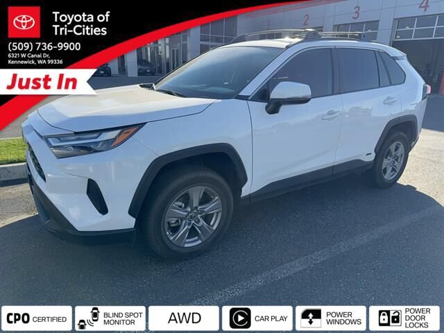 Used 2022 Toyota RAV4 XLE w/ XLE Grade Weather Package