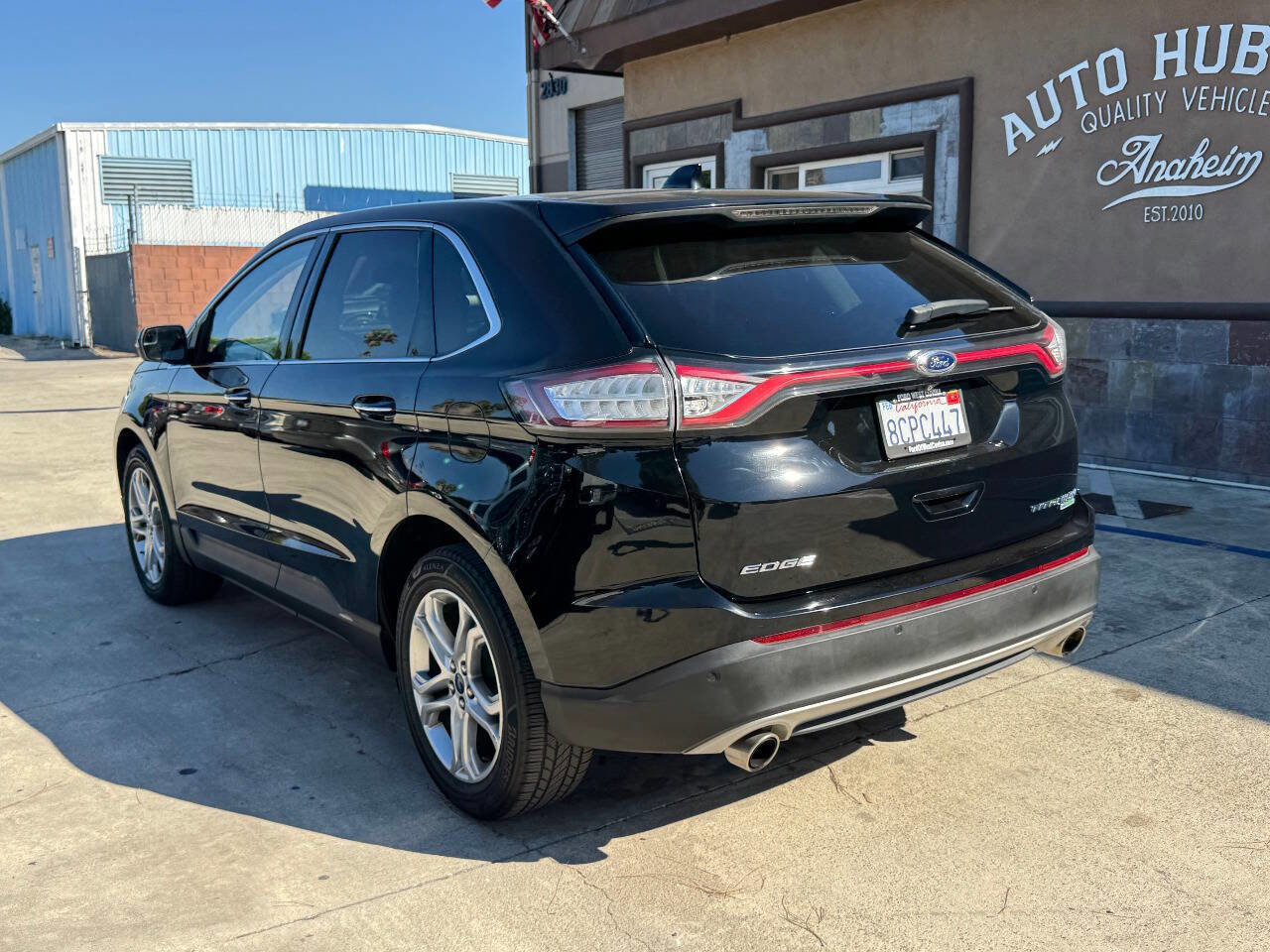 Used 2018 Ford Edge Titanium image 8