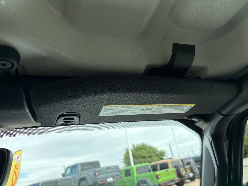 Used 2023 Jeep Gladiator Mojave w/ LED Lighting Group AWD/4WD image 36