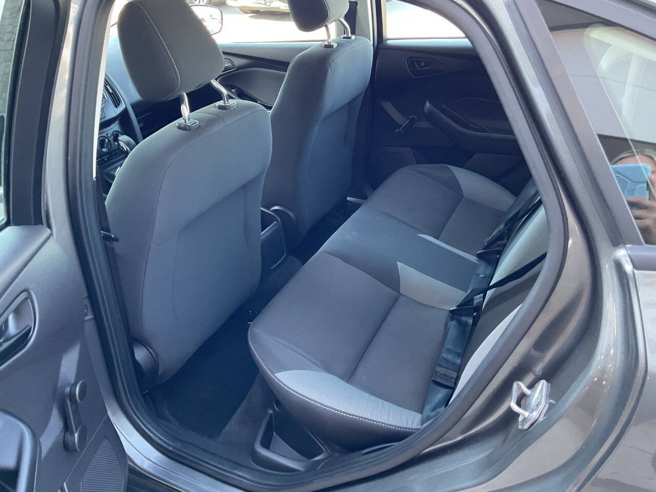 Used 2012 Ford Focus S FWD image 25