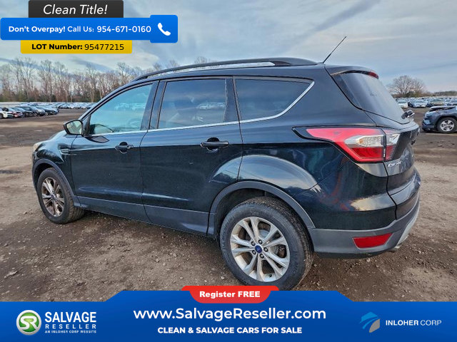Used 2018 Ford Escape SE image 3