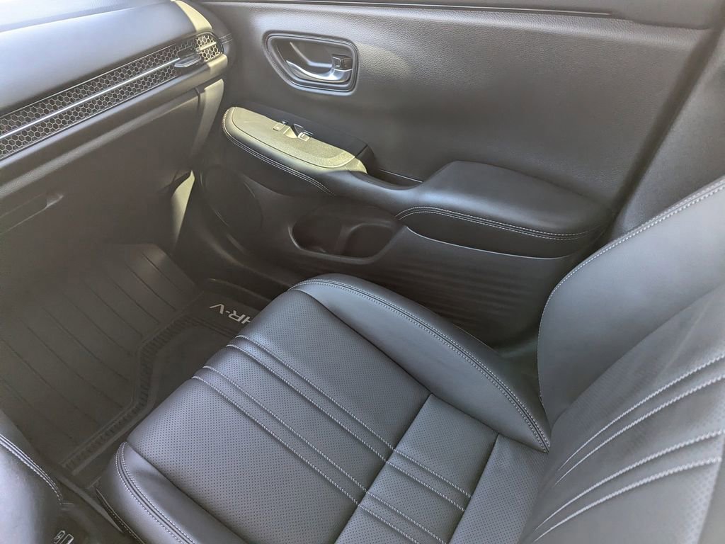 Used 2023 Honda HR-V EX-L image 13