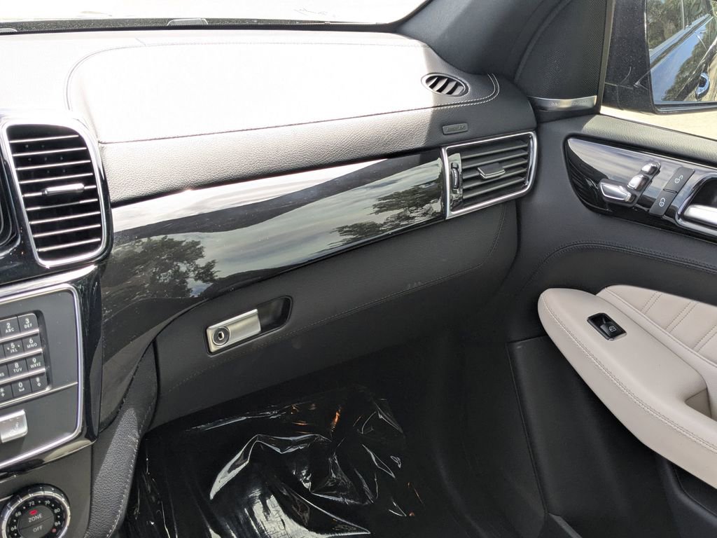 Used 2018 Mercedes-Benz GLE 43 AMG GLE 43 AMG image 4