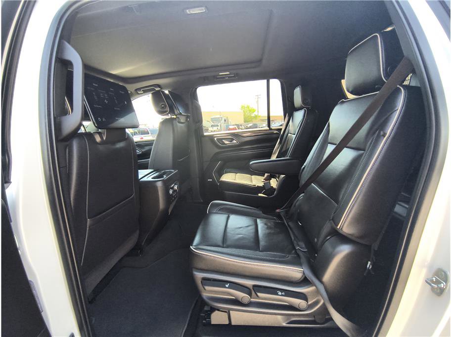 Used 2021 GMC Yukon XL SLT w/ SLT Luxury Plus Package RWD image 9