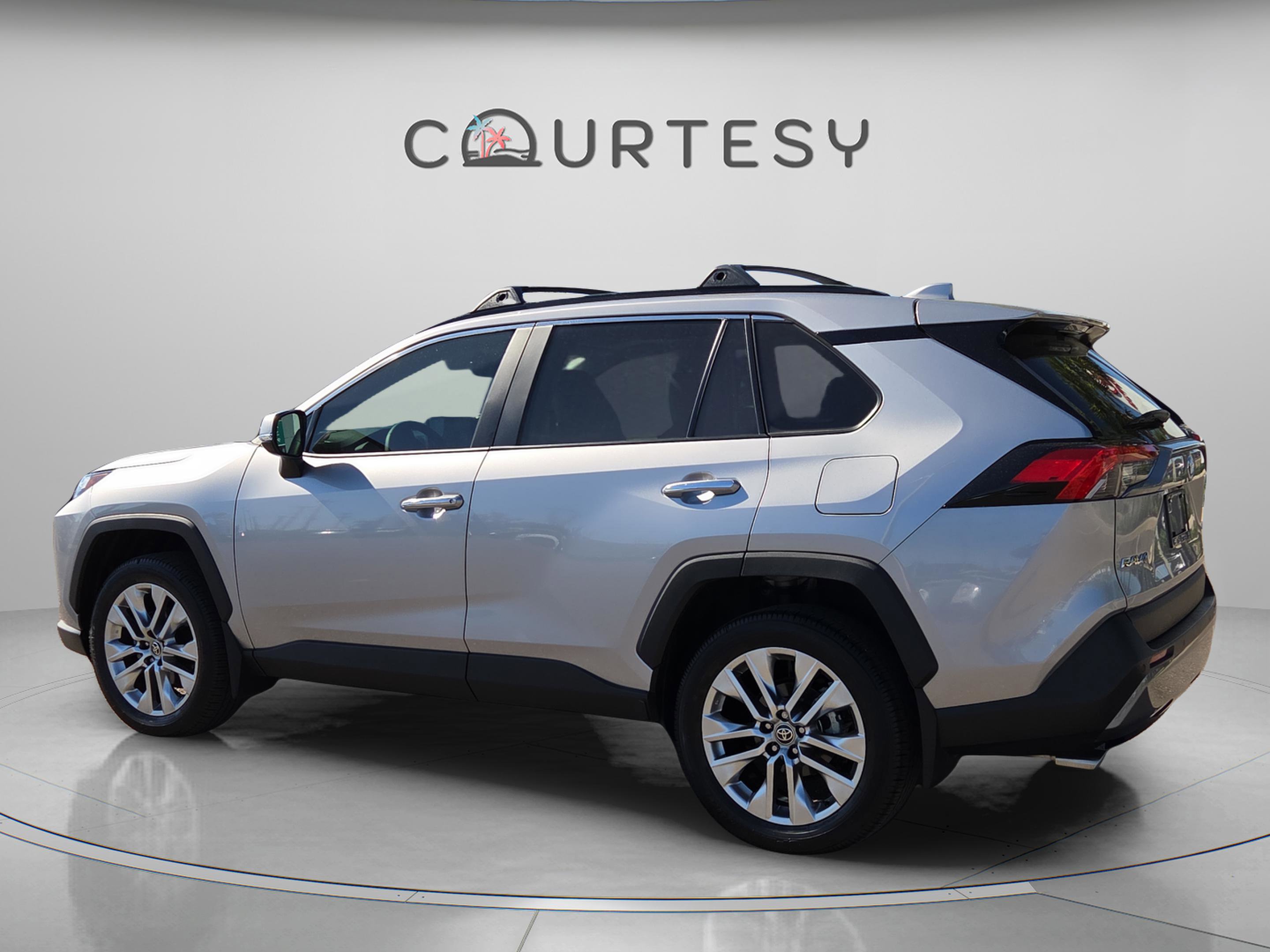 Certified 2025 Toyota RAV4 Limited w/ Weather Package image 4