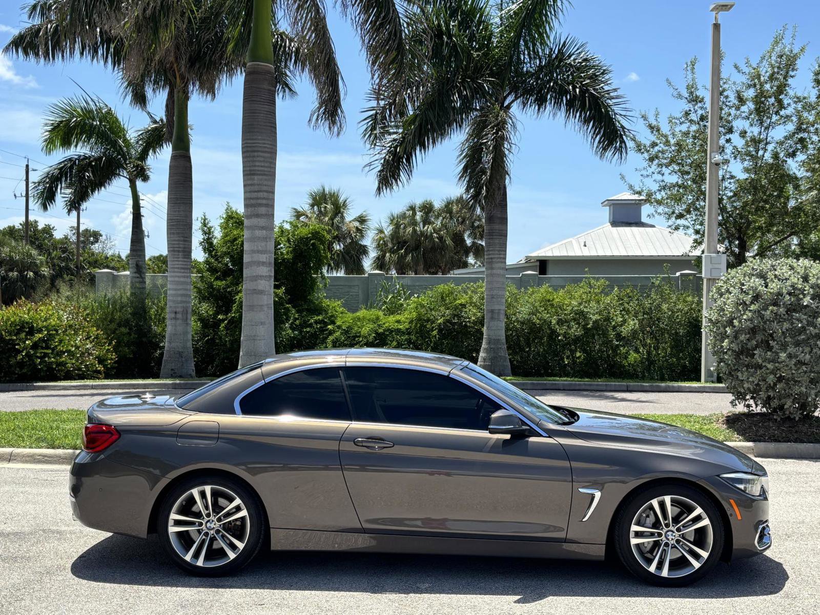 Used 2018 BMW 440i Convertible w/ Executive Package image 4