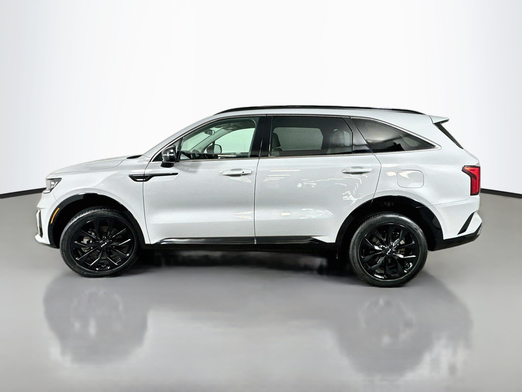 Used 2022 Kia Sorento SX AWD/4WD image 4