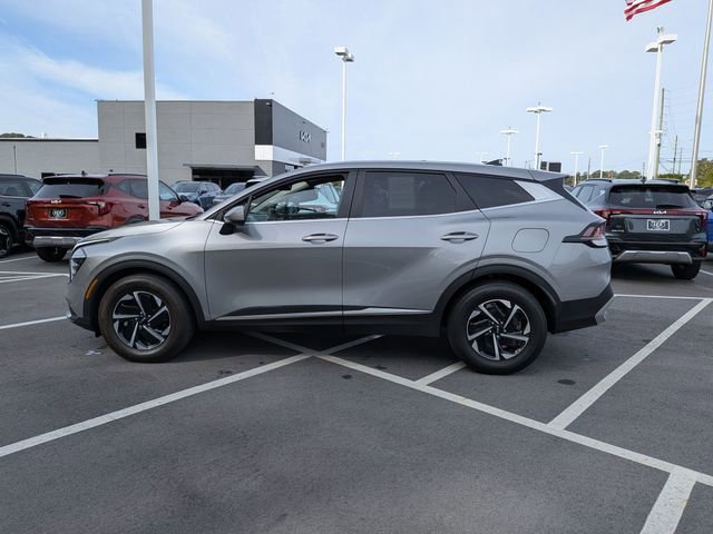 Used 2025 Kia Sportage LX FWD image 6