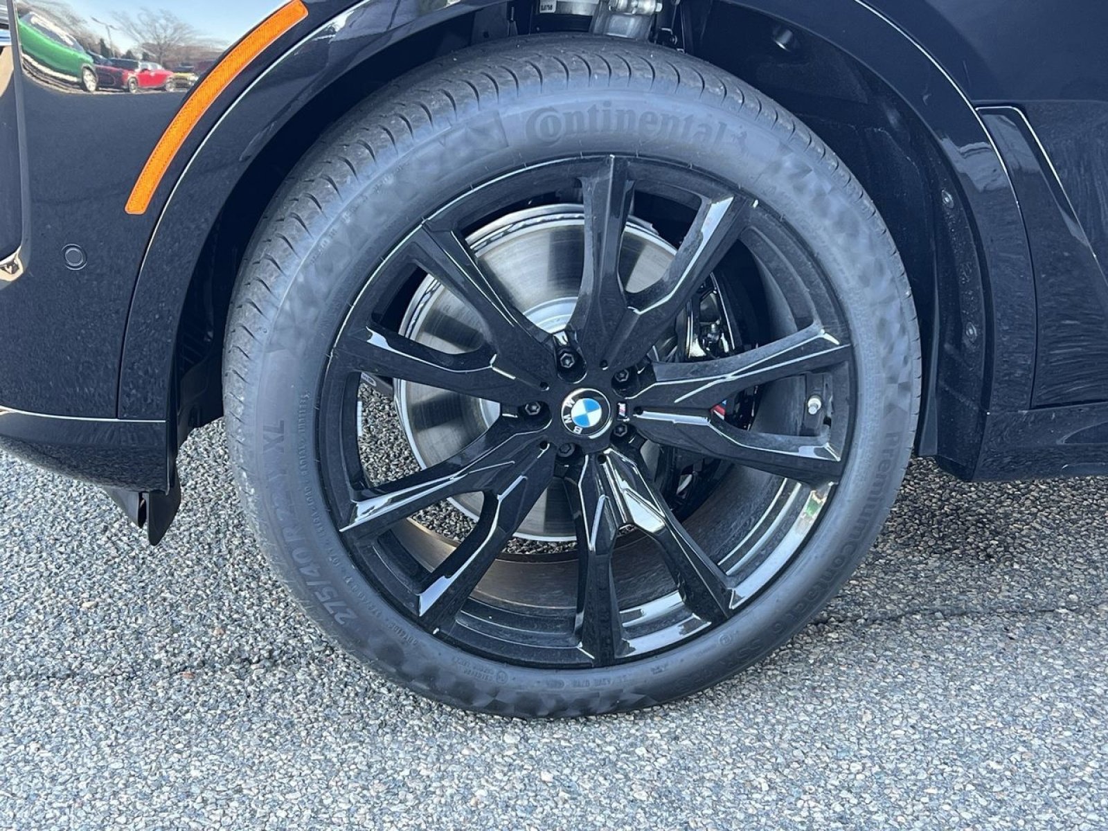 Used 2025 BMW X7 M60i image 9