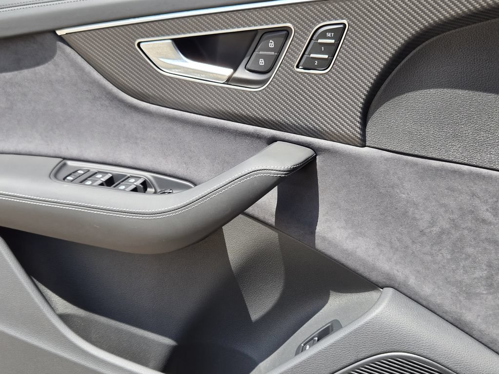 New 2026 Audi SQ7 Prestige AWD/4WD image 27