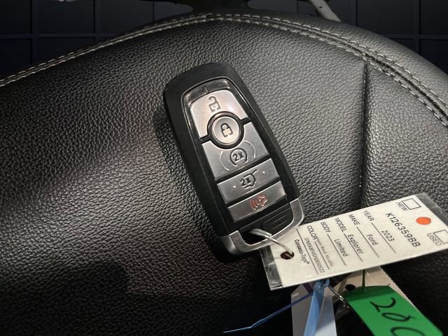 Used 2023 Ford Explorer Limited w/ Limited Technology Package image 29