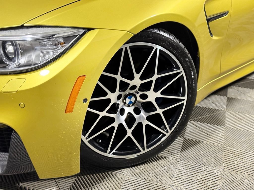 Used 2015 BMW M4 Coupe RWD image 2