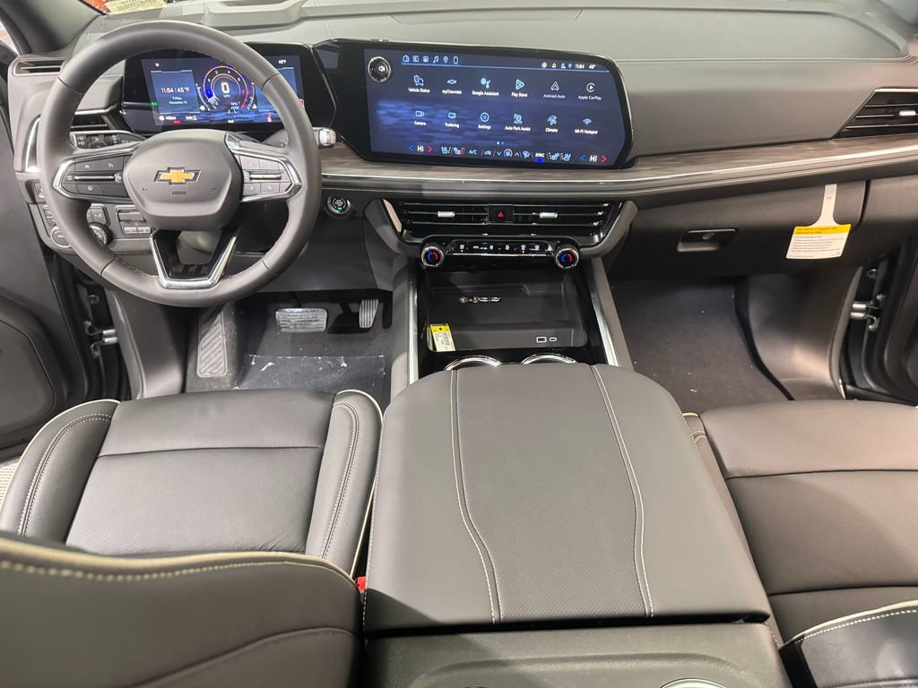 New 2026 Chevrolet Suburban Premier w/ Sun And Tow Package AWD/4WD image 14