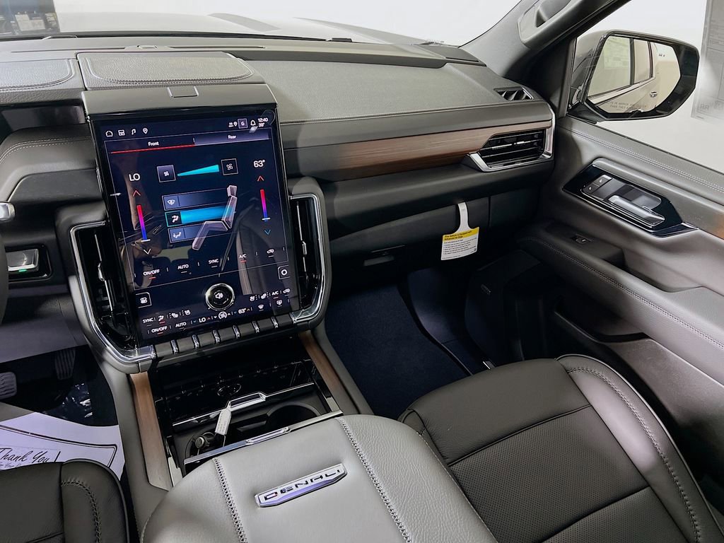 New 2026 GMC Yukon XL Denali image 18