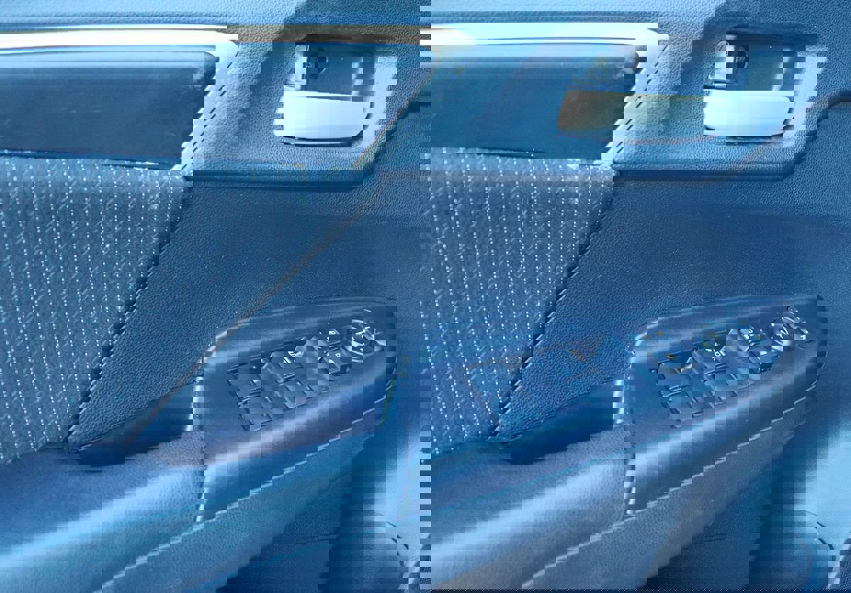 Used 2019 Honda Fit EX image 37