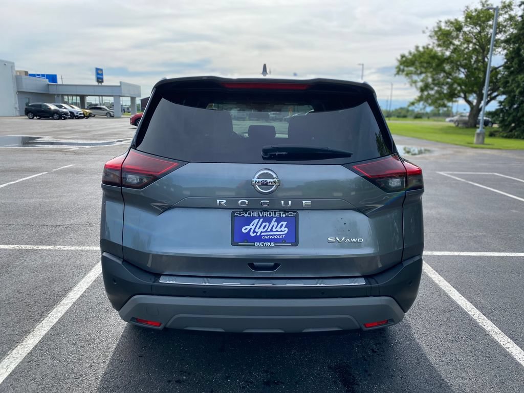 Used 2021 Nissan Rogue SV AWD/4WD image 6