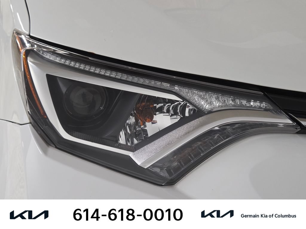 Used 2016 Toyota RAV4 LE FWD image 15