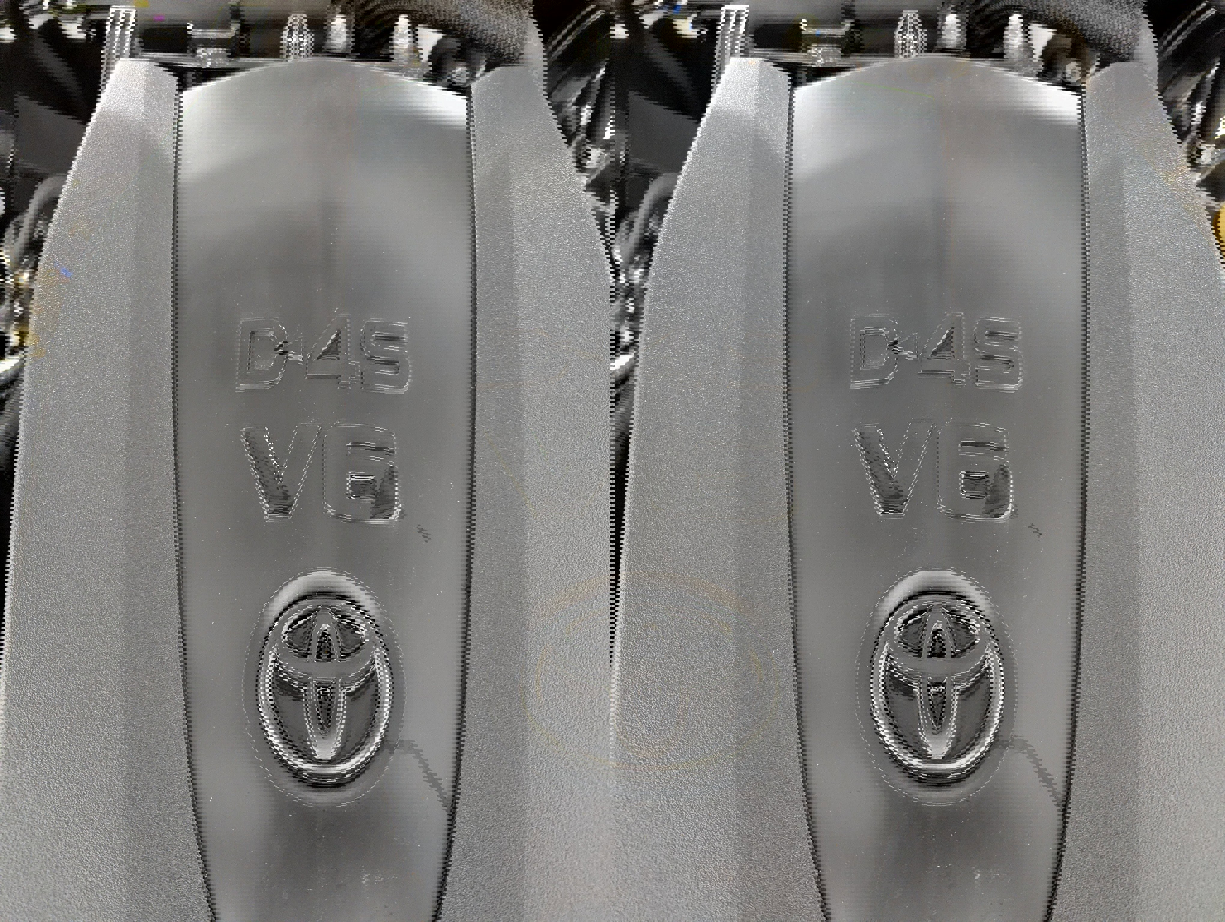 Used 2018 Toyota Tacoma SR image 25