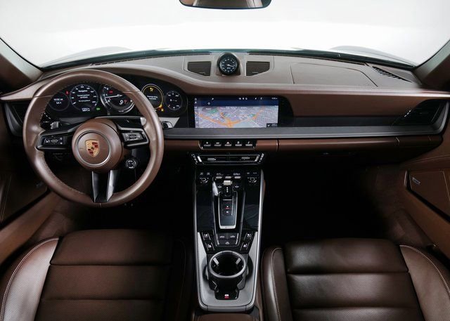 Used 2021 Porsche 911 Carrera S image 4