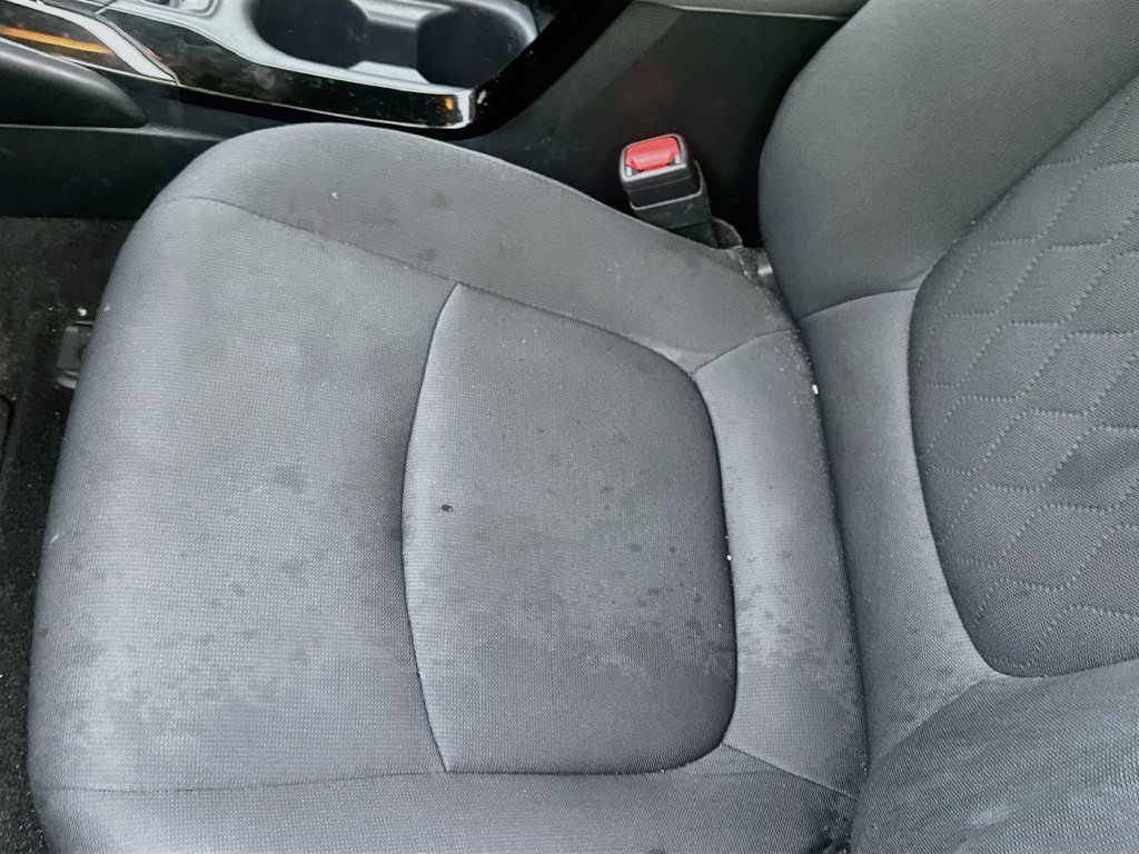 Used 2022 Toyota Corolla LE w/ Carpet Mat Package (TMS) FWD image 20