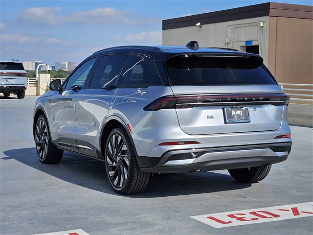 New 2026 Lincoln Nautilus Reserve image 5