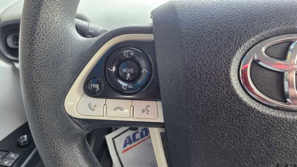 Used 2018 Toyota Prius Two w/ Prius Two Safety Plus Package FWD image 13