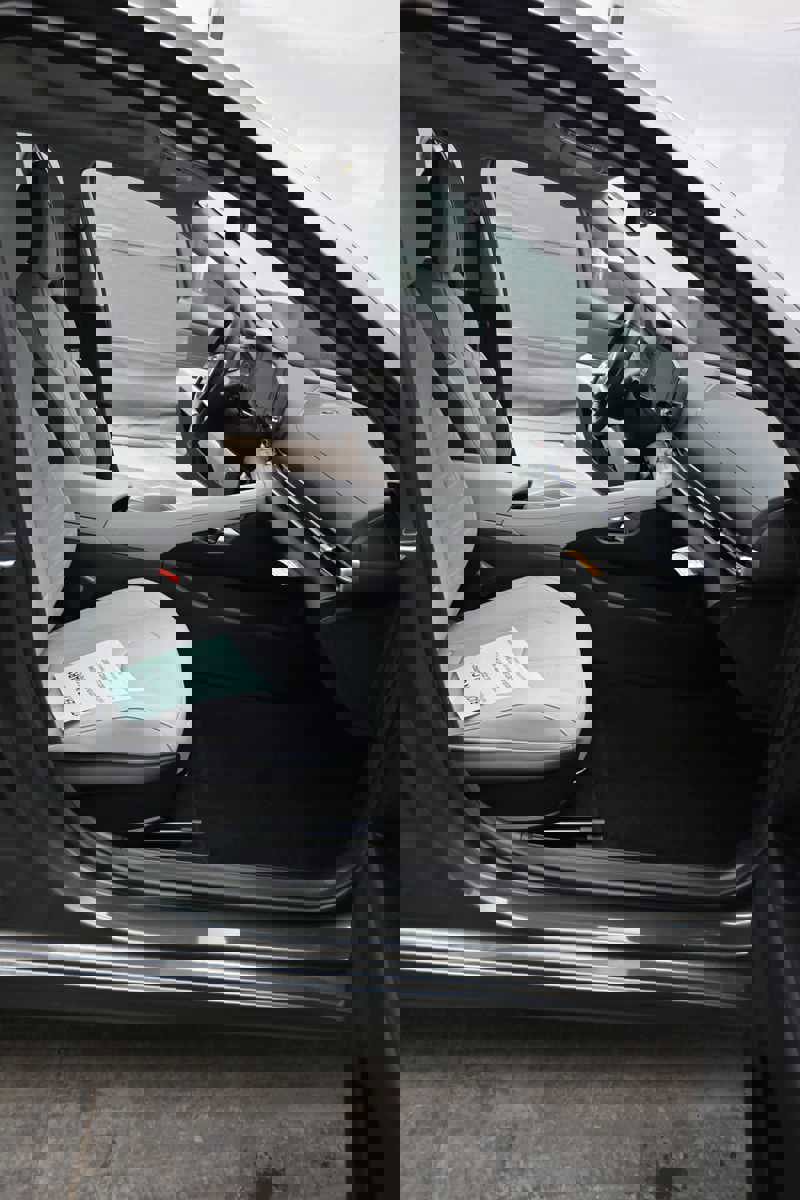 New 2026 Hyundai Elantra Limited image 16