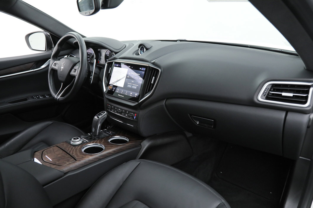 Certified 2023 Maserati Ghibli Modena image 12