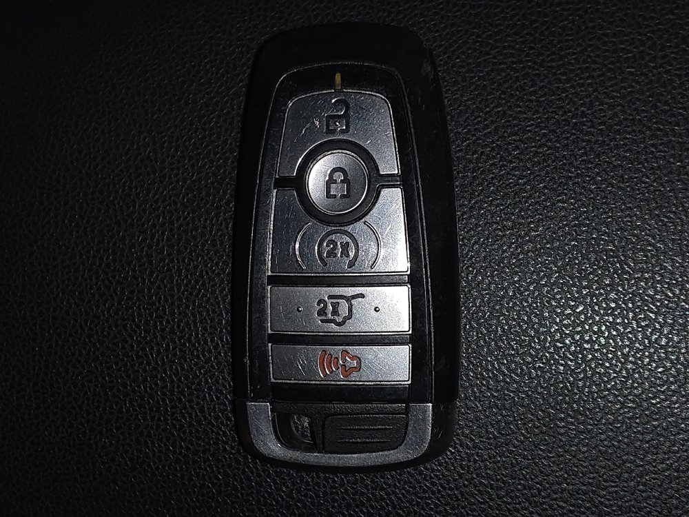Used 2020 Ford Escape SEL FWD image 32