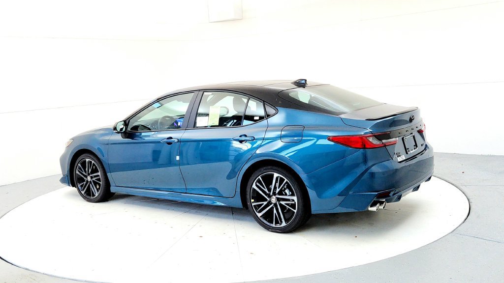 New 2026 Toyota Camry XSE w/ Premium Plus Package AWD/4WD image 4