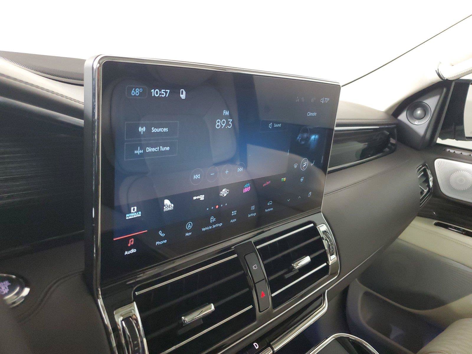 Used 2024 Lincoln Navigator Black Label AWD/4WD image 26