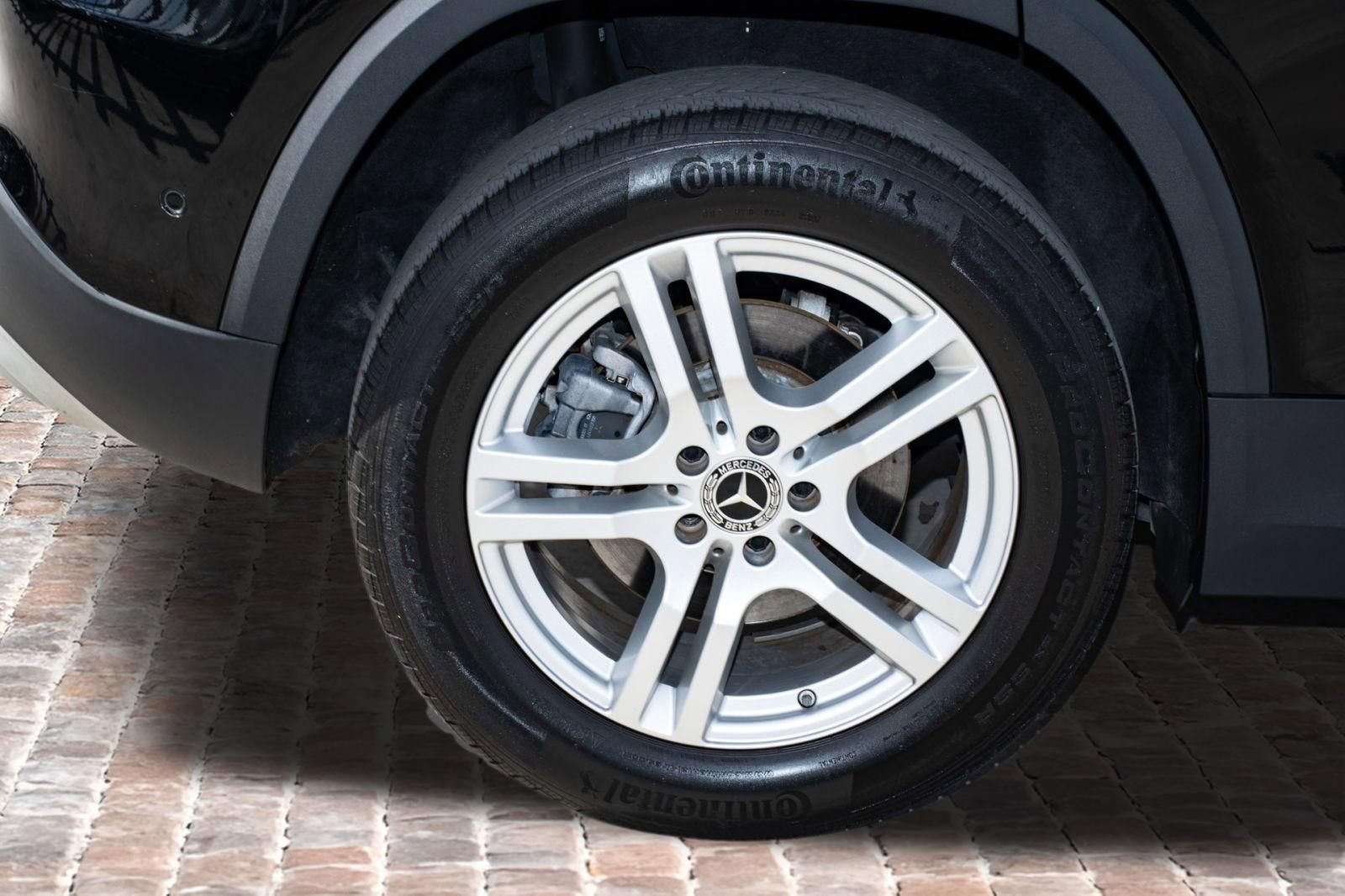 Used 2021 Mercedes-Benz GLA 250 w/ Premium Package image 41