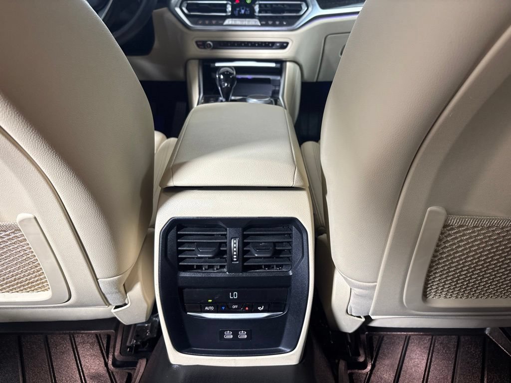 Used 2022 BMW 330i Sedan w/ Convenience Package RWD image 30