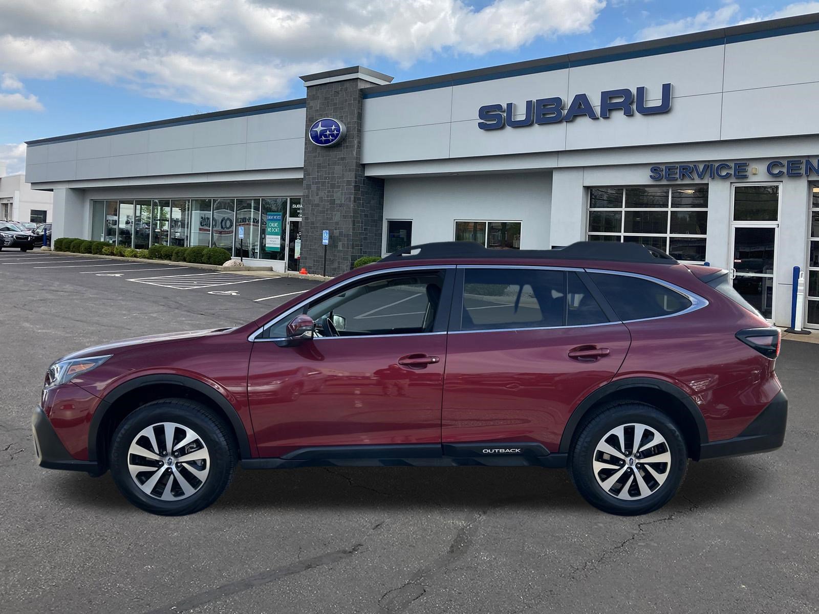 Certified 2022 Subaru Outback Premium image 4