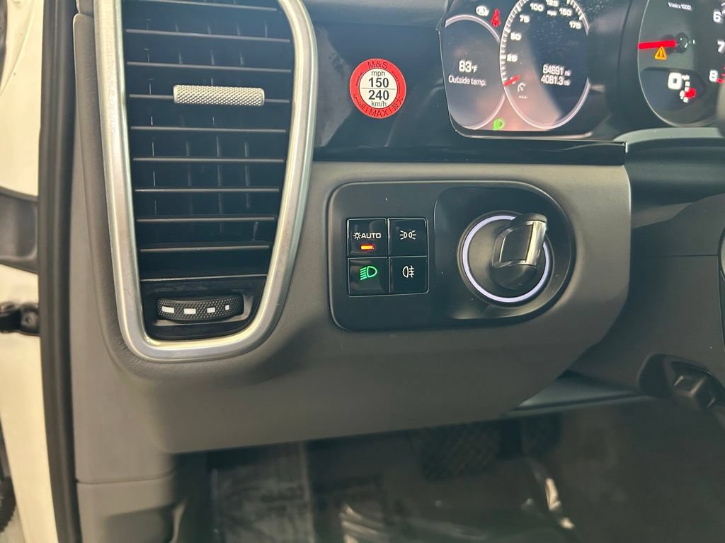 Used 2019 Porsche Cayenne AWD/4WD image 41