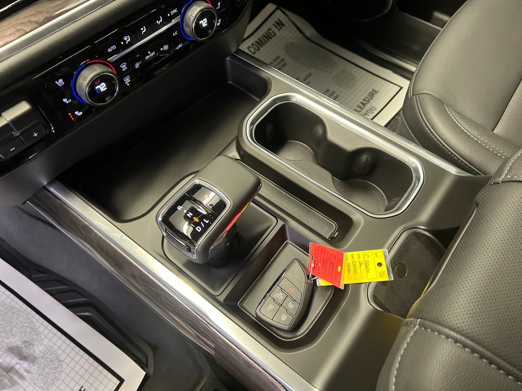 Used 2026 Chevrolet Silverado 1500 LTZ w/ LTZ Premium Package image 36