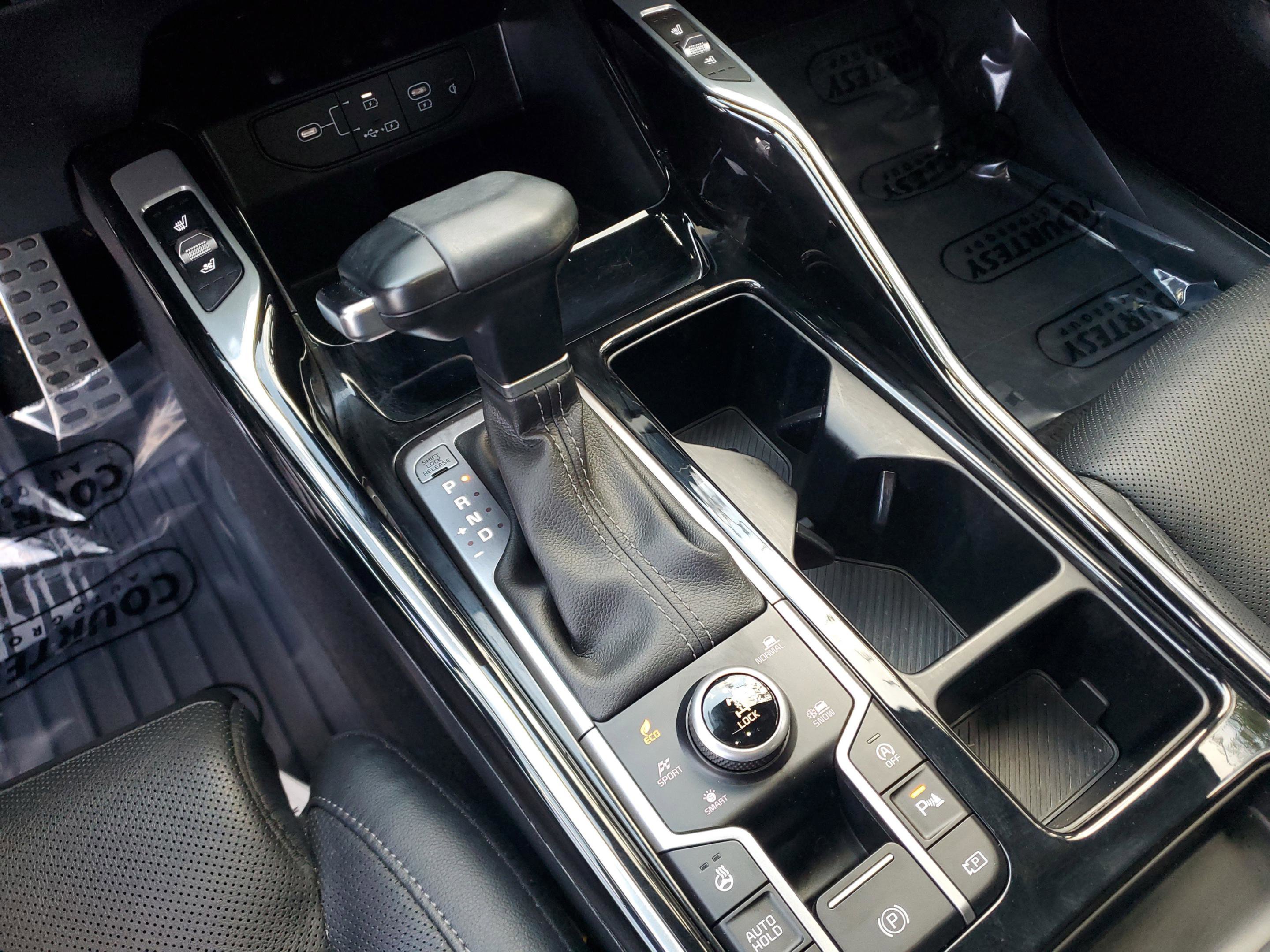 Certified 2024 Kia Sorento SX Prestige image 28