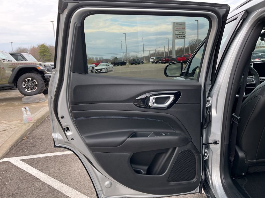 New 2025 Jeep Compass Latitude w/ Convenience Group image 20