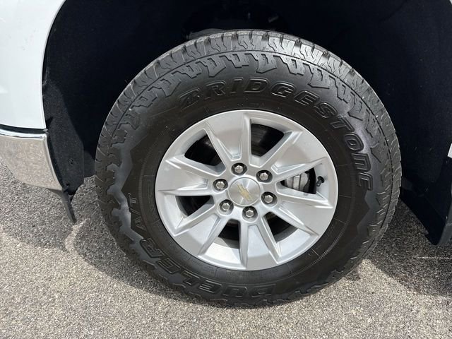 Used 2023 Chevrolet Silverado 1500 LT AWD/4WD image 10