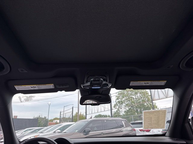 Used 2023 Alfa Romeo Stelvio Ti AWD/4WD image 25