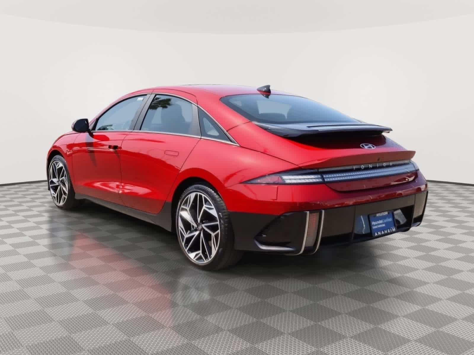 Used 2025 Hyundai Ioniq 6 SEL RWD image 9