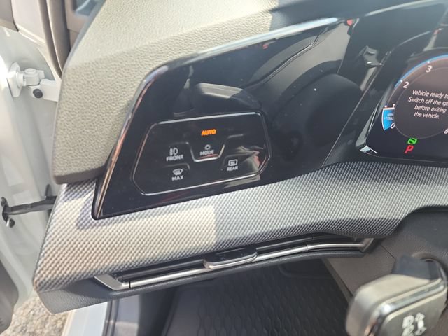 New 2025 Volkswagen GTI SE FWD image 33