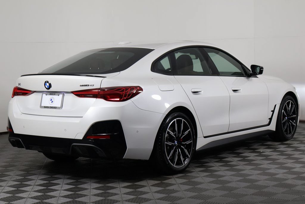 New 2026 BMW i4 eDrive40 w/ M Sport Package RWD image 2