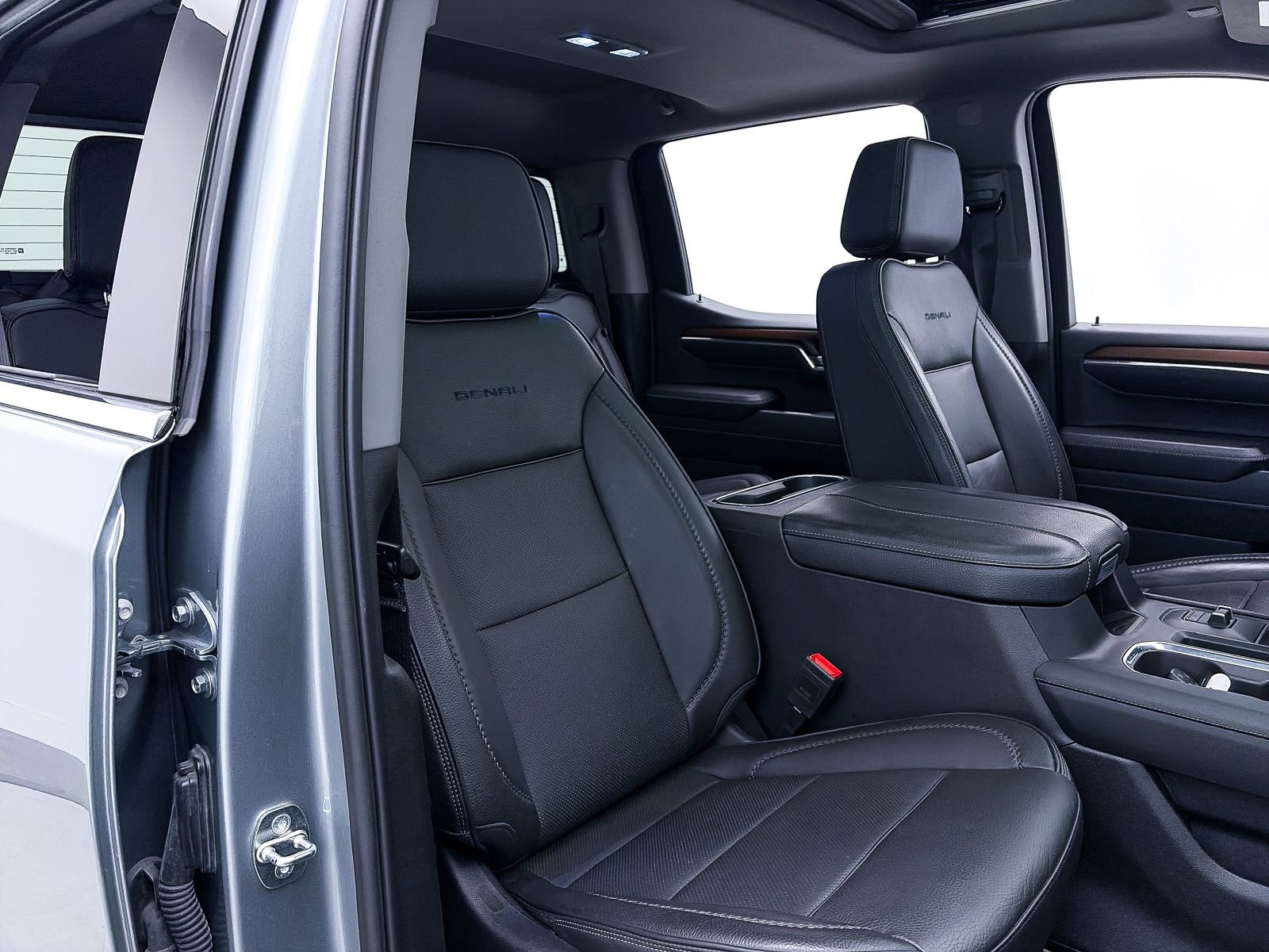 Used 2024 GMC Sierra 1500 Denali w/ Denali Reserve Package image 39