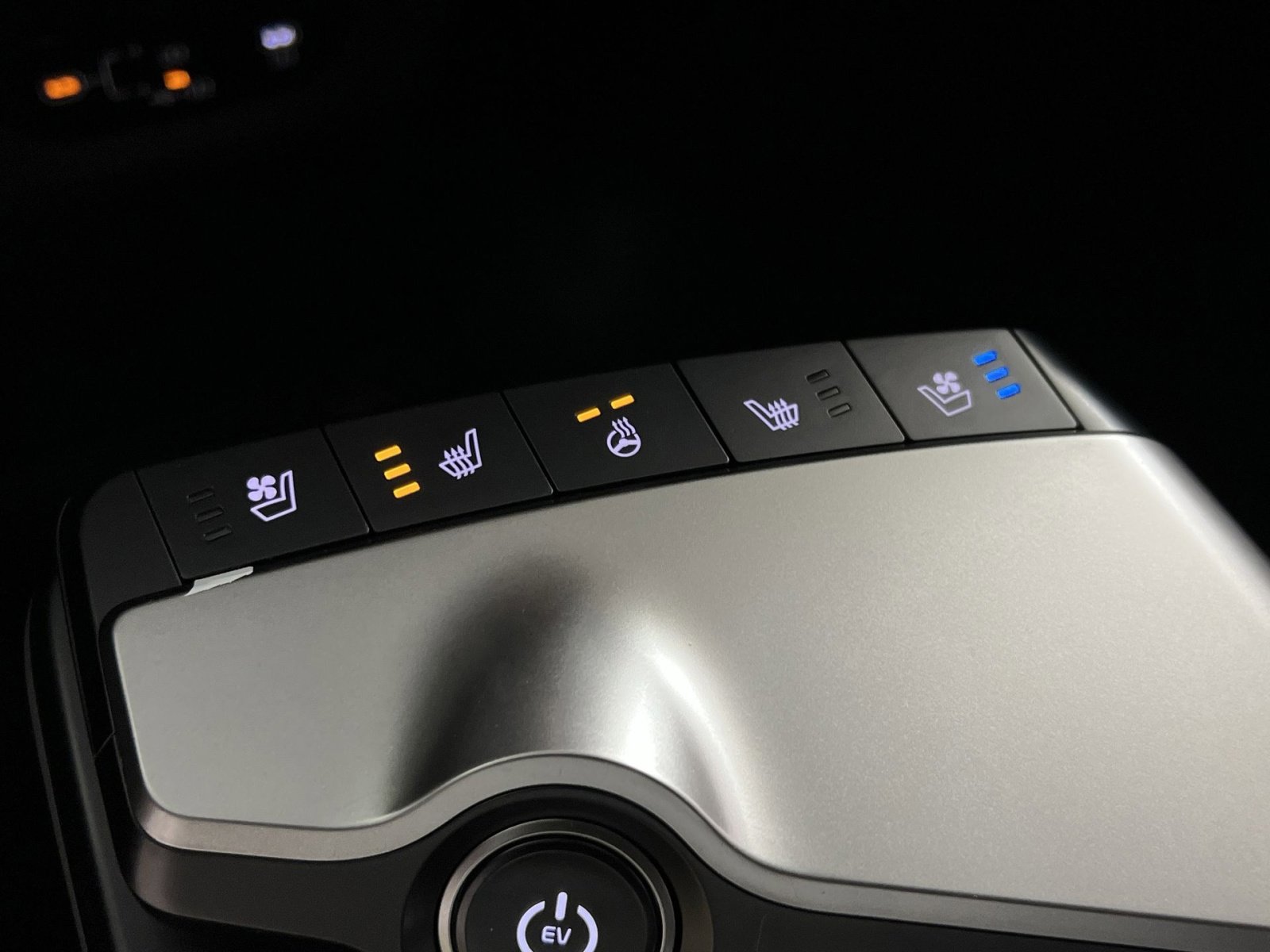 New 2025 Kia EV6 Wind image 33