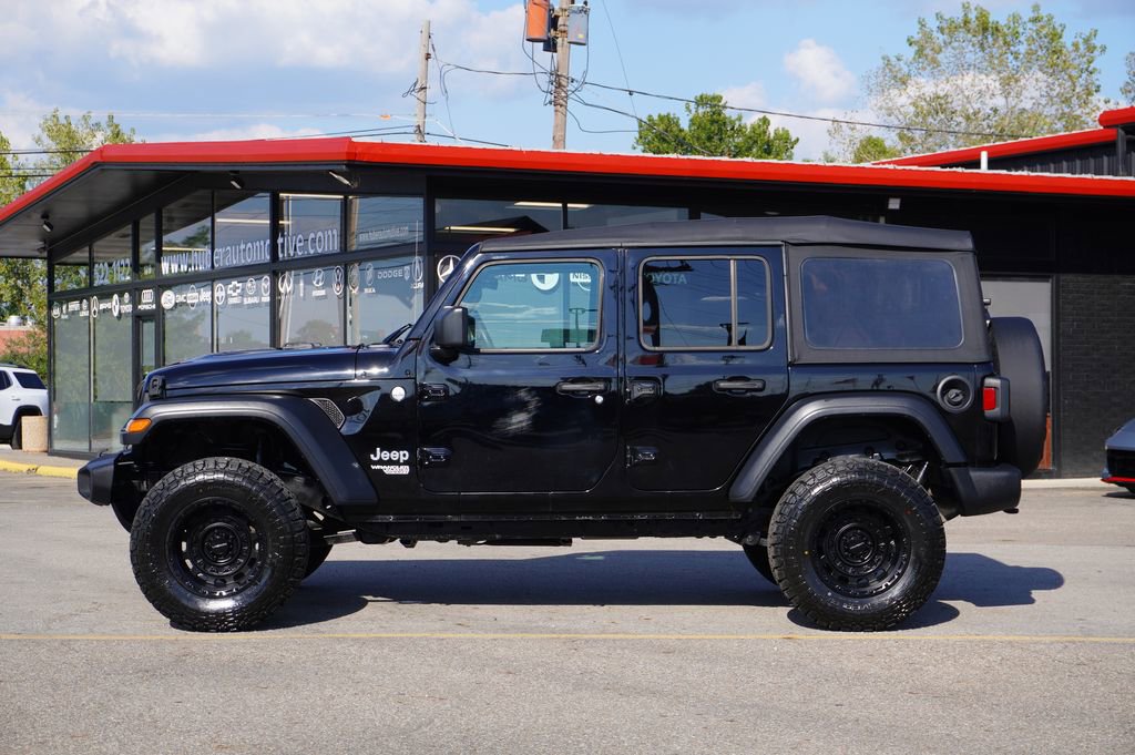 Used 2018 Jeep Wrangler Unlimited Sport image 4