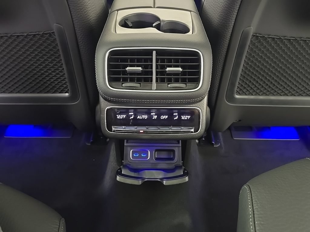 New 2026 Mercedes-Benz GLS 450 4MATIC image 28