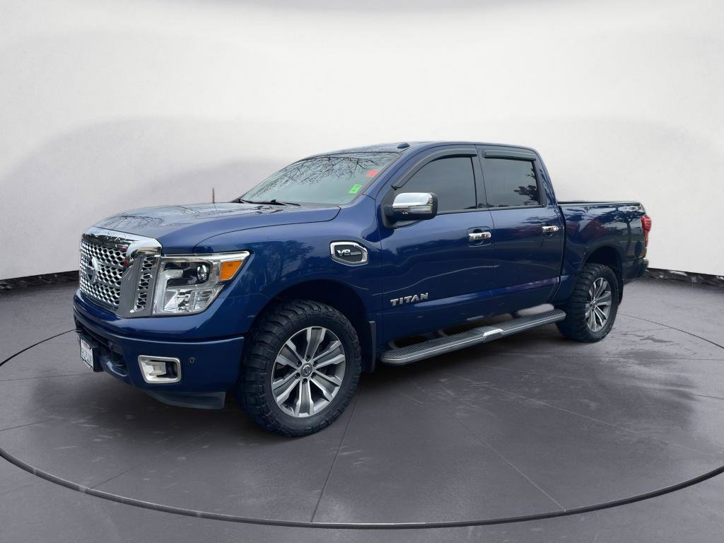 Used 2017 Nissan Titan SL image 3